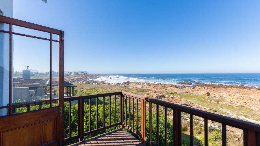 5 Bedroom Property for Sale in Sunny Seas Estate Western Cape